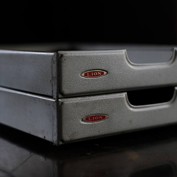 Two-tier file tray