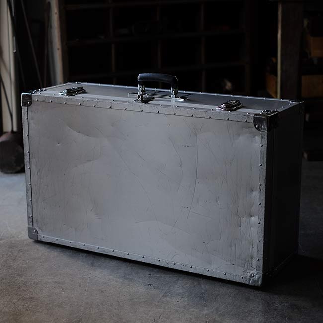 Aluminum trunk for equipment
