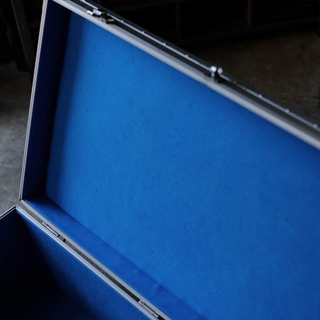 Aluminum trunk for equipment