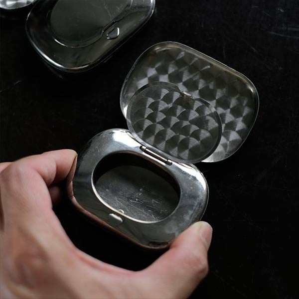 Fingertip disinfection case