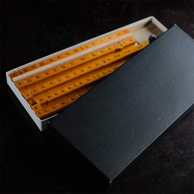 スタンプセット(アルファベット、数字、句読点)