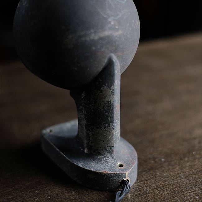 Small aluminum lamp