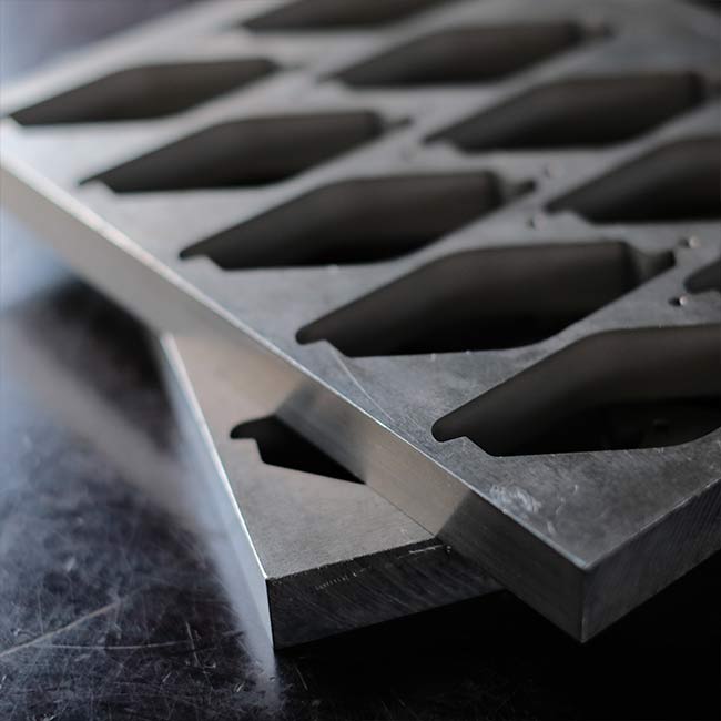 Aluminum plates (sold individually)