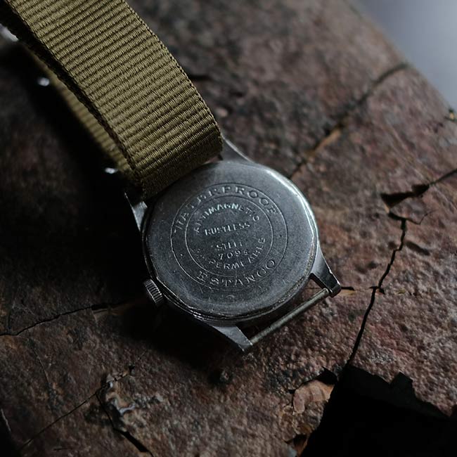 Alta Wasserdicht manual-winding watch