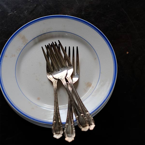 BEST IRONSTONE Blue Line Plate φ18cm