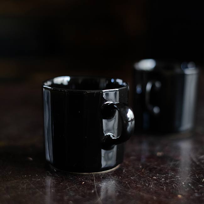 Beveled demitasse cup