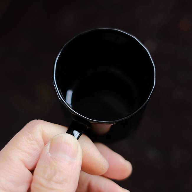 Beveled demitasse cup