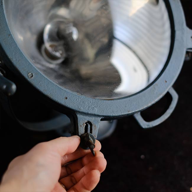 ship searchlight