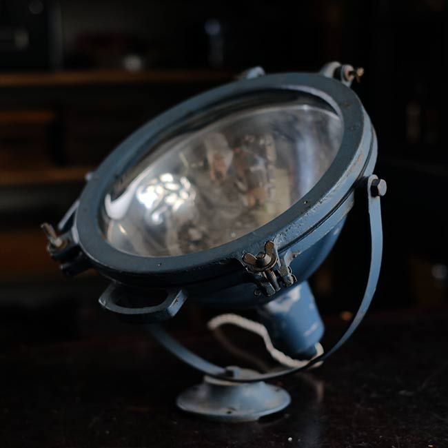ship searchlight