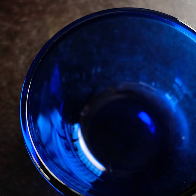 Glass bowl