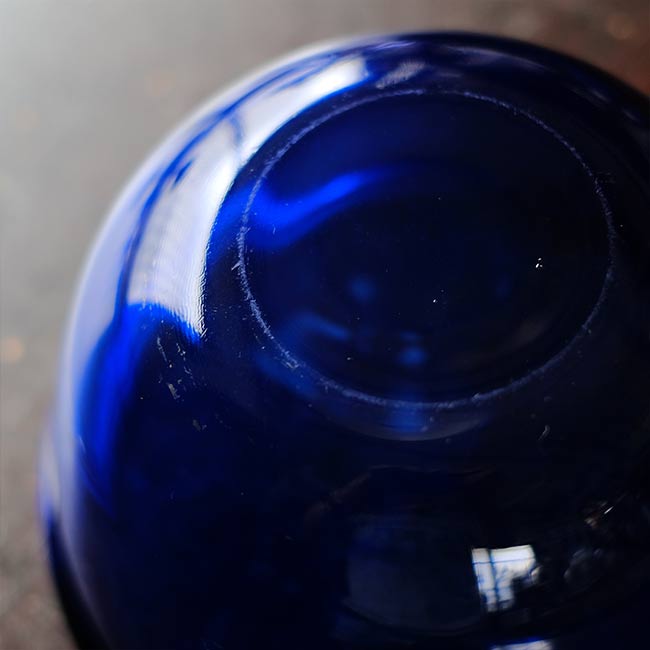 Glass bowl