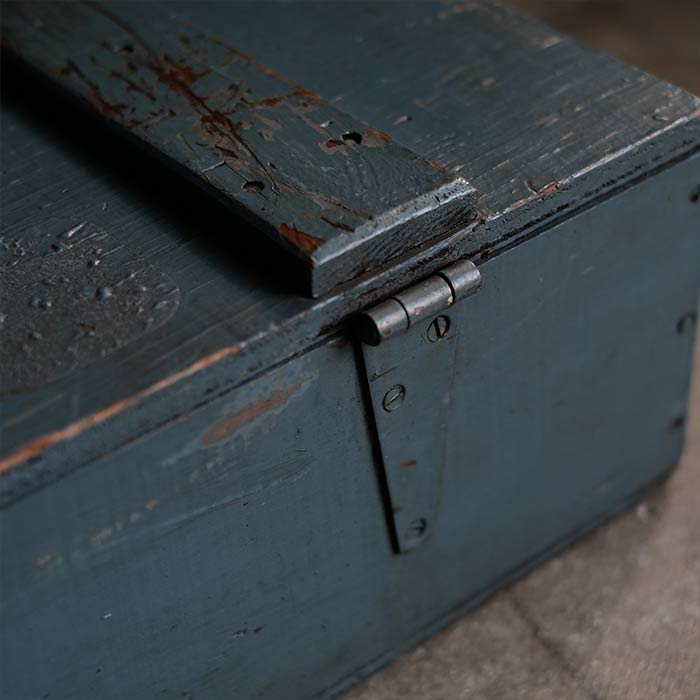 Long wooden box