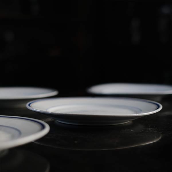 Blue line medium plate φ21cm