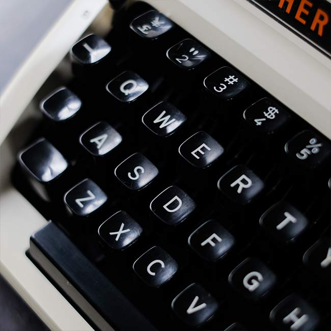 BROTHER Full Matic 33 Typewriter