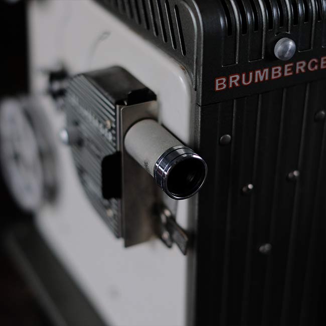 BRUMBERGER PROJECTOR