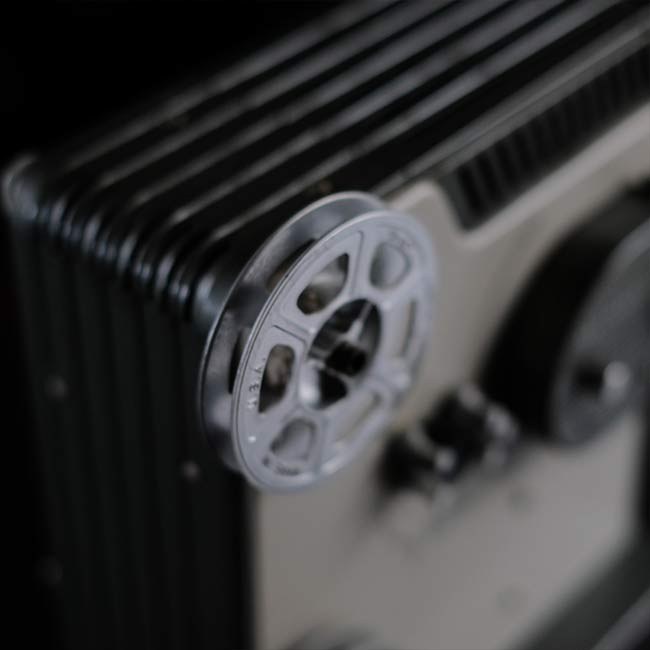 BRUMBERGER PROJECTOR