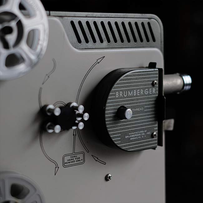 BRUMBERGER PROJECTOR