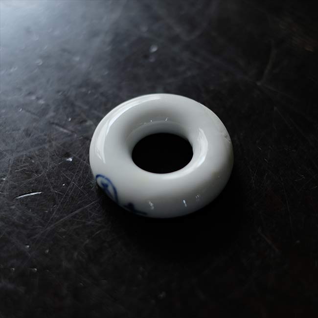 Ring insulator