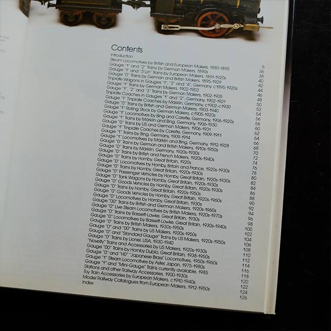 The Collector's All Color Guide to Toys (Set of 3)