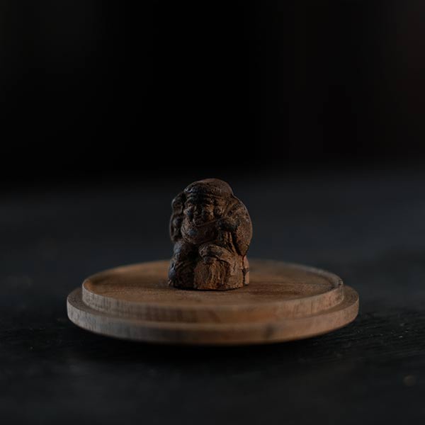 wooden lid