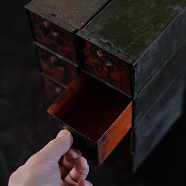 DORMAN PRODUCTS Parts Cabinet