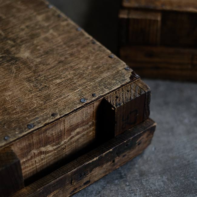 Shallow wooden box