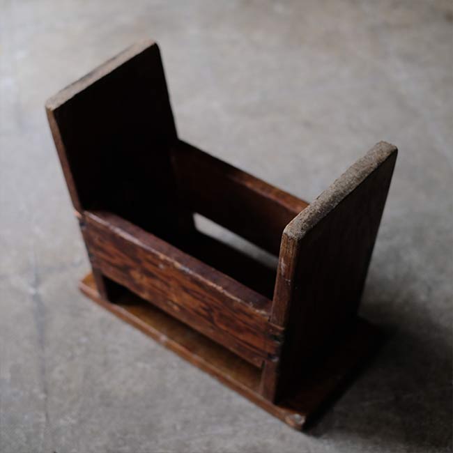 Heavy stool