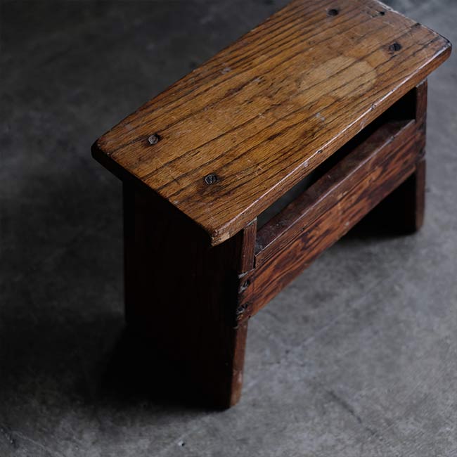 Heavy stool