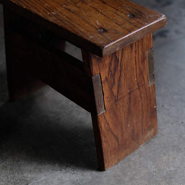 Heavy stool