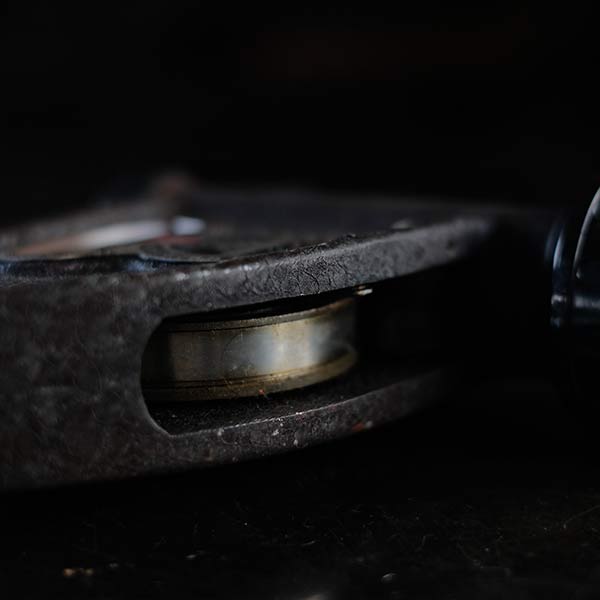 Enlarger mounting bracket