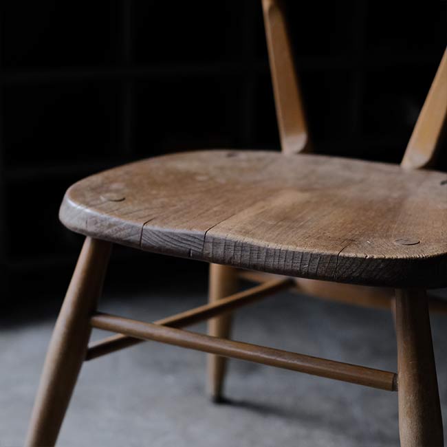 Ercol アーコール スタッキングチェア