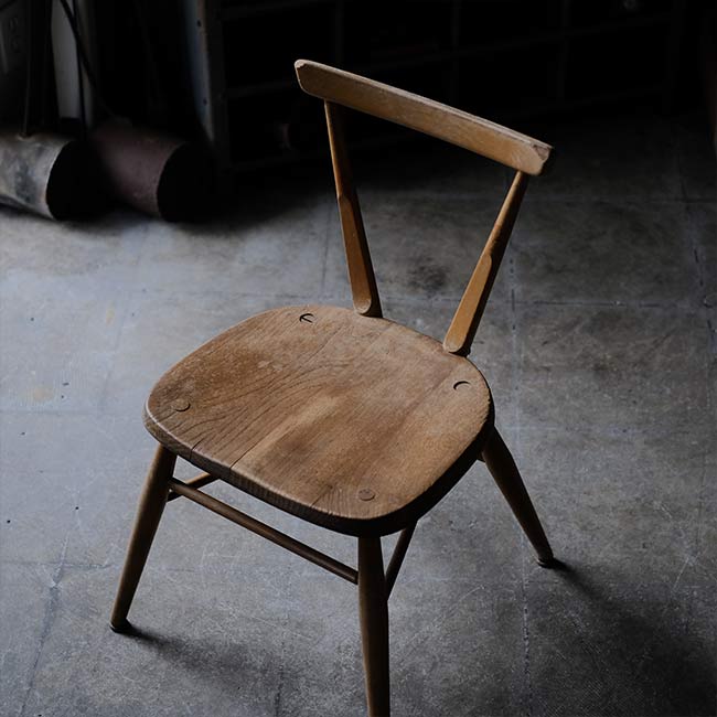 Ercol アーコール スタッキングチェア