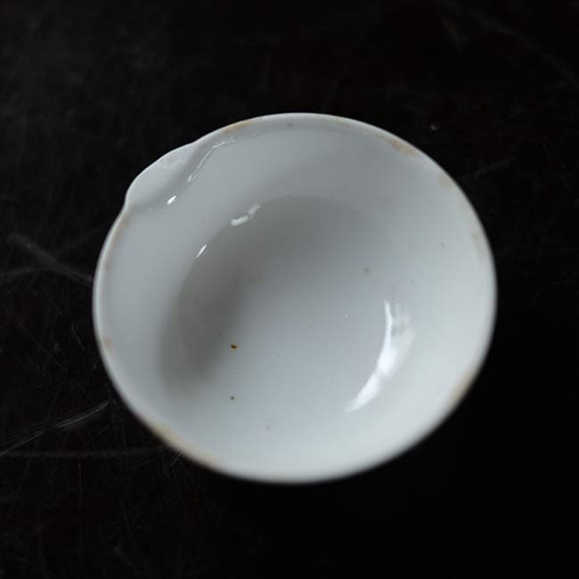 Evaporating dish with lid