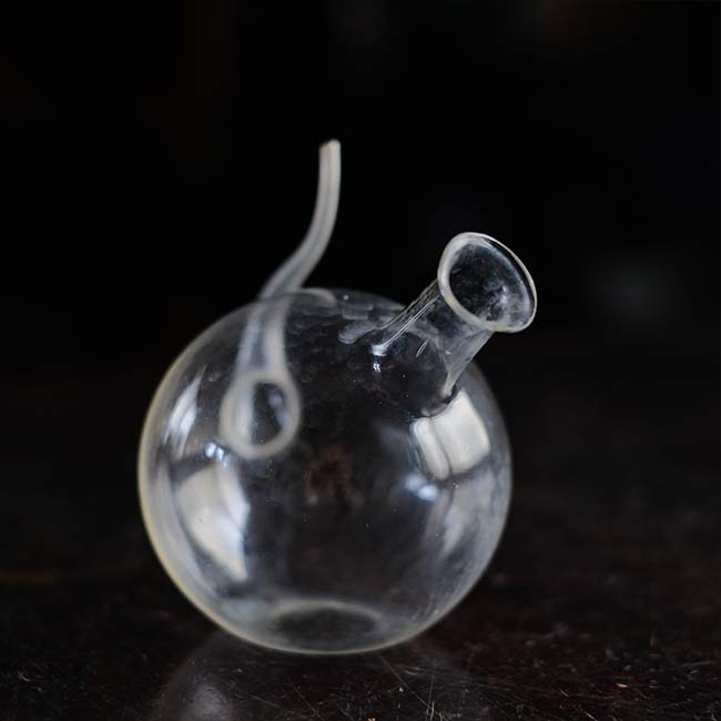 eyewash bottle