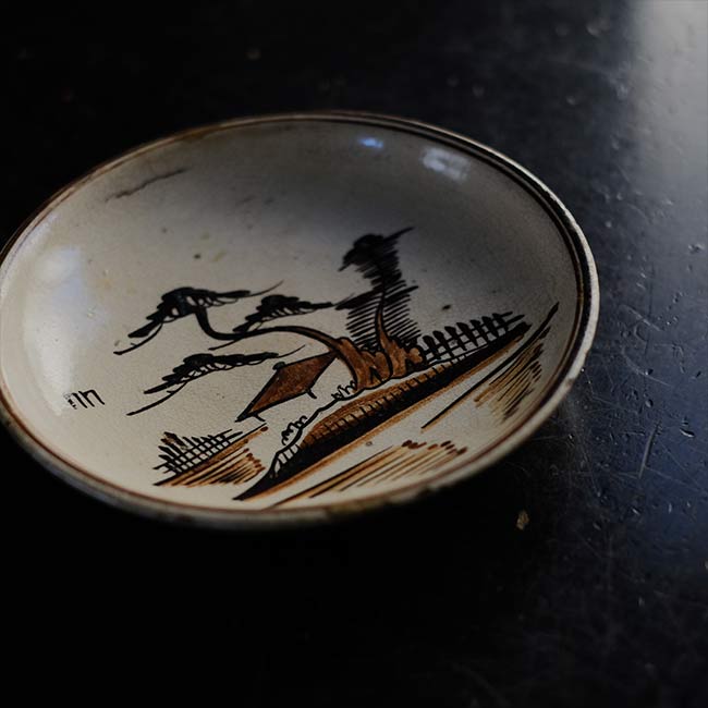 Eseto medium plate