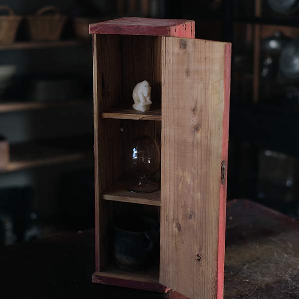 Grenade extinguisher box