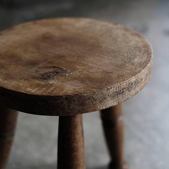 Three-legged stool