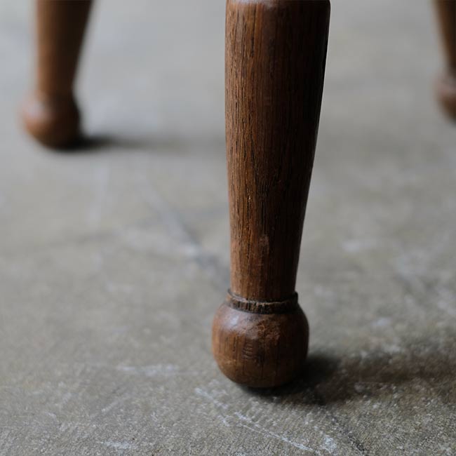 Three-legged stool