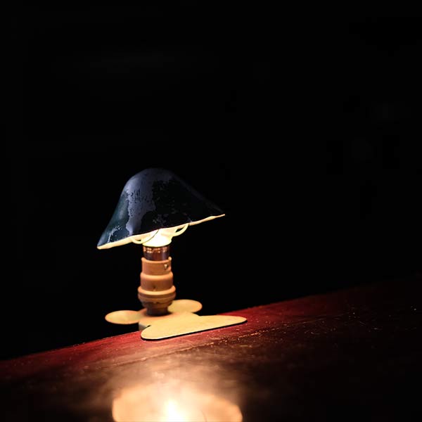 French clip light