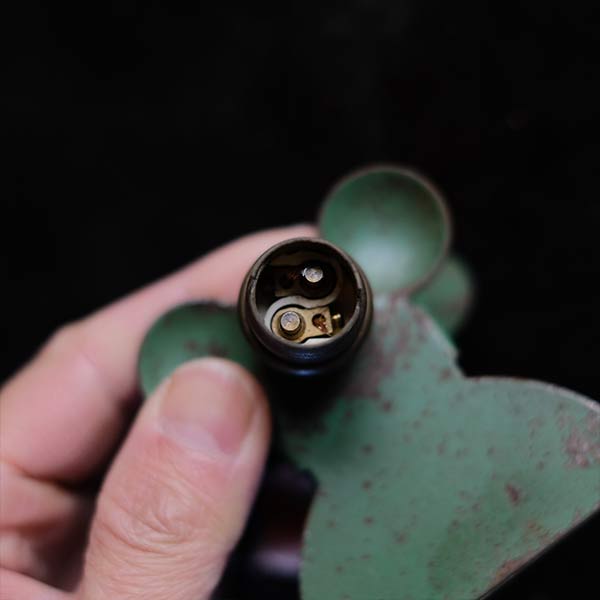 French clip light