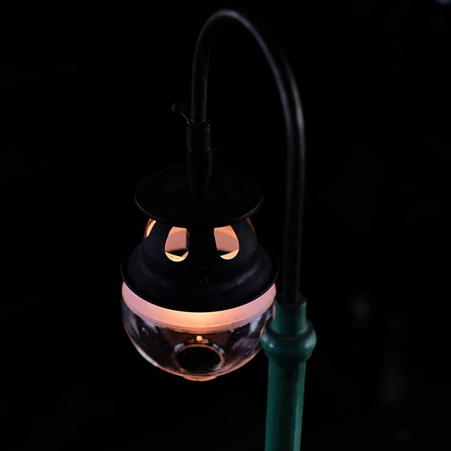 Gas lamp stand light
