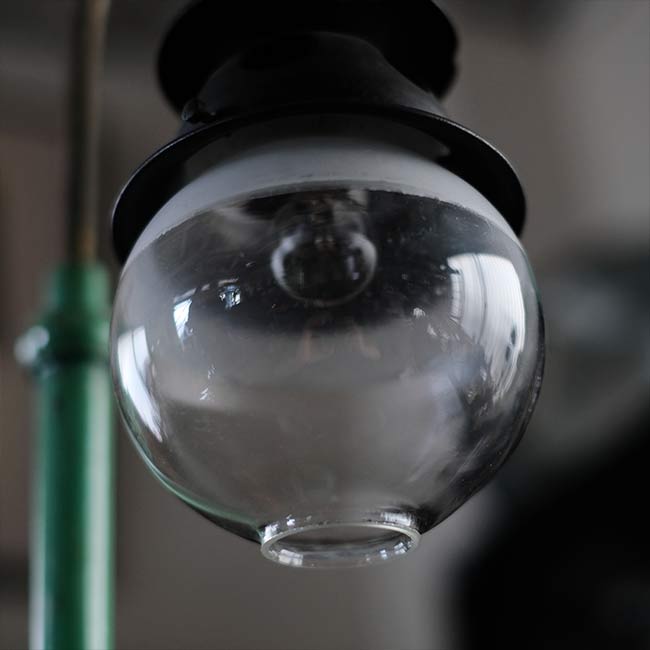 Gas lamp stand light