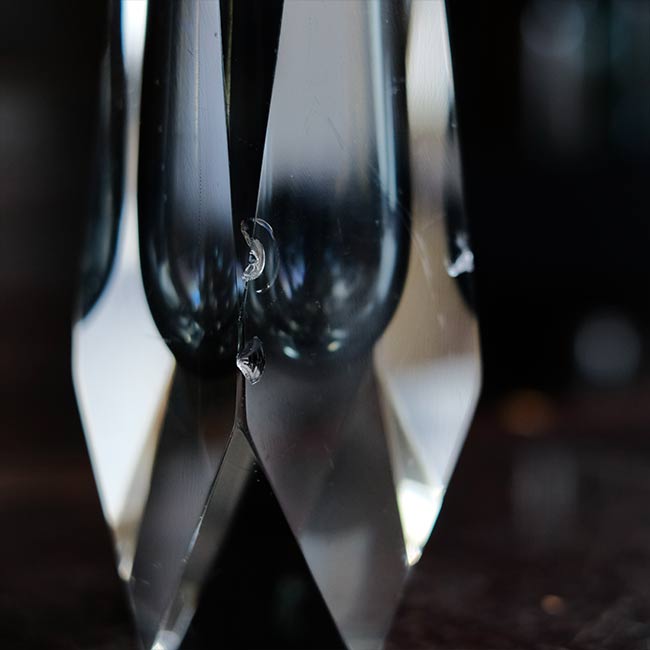 Glass flower vase