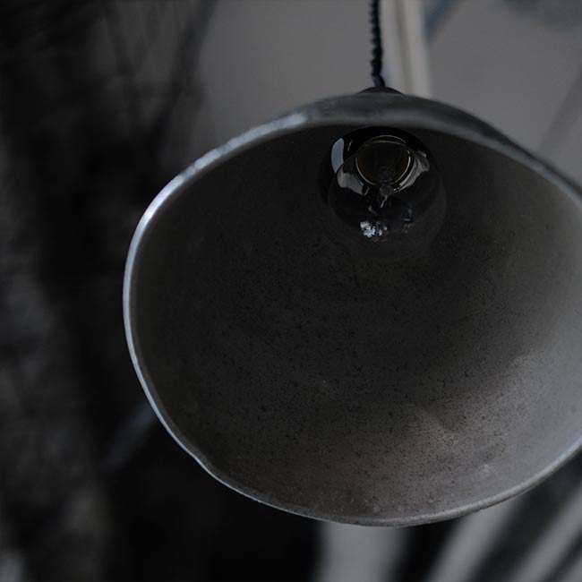 Aluminum shade pendant light