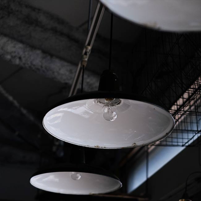 Enamel factory light