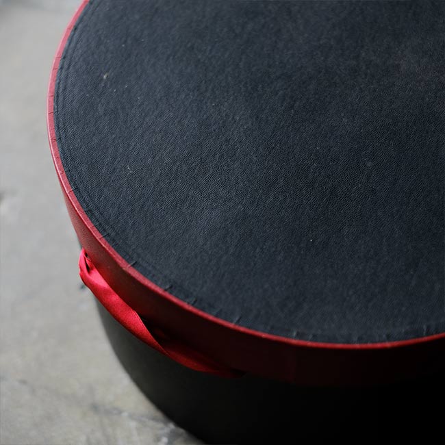 Set of 3 hat boxes (shipping not available)