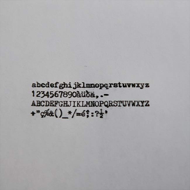 HERMES 3000 typewriter ink ribbon replaced