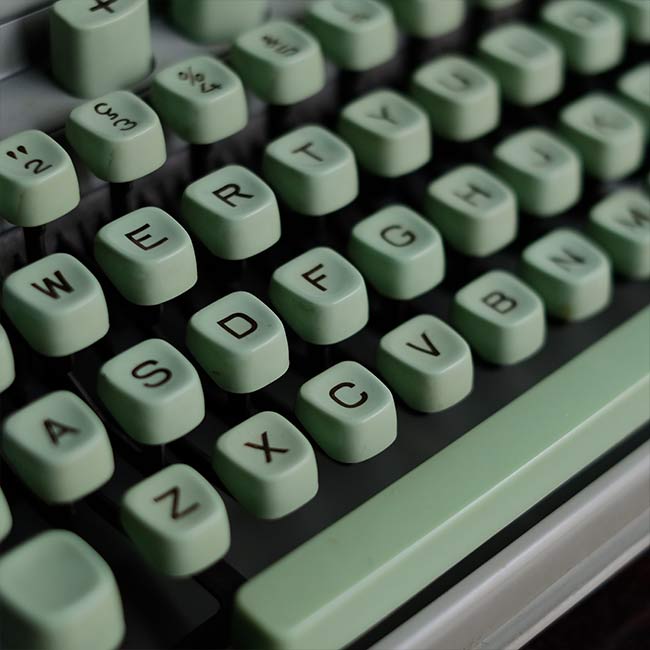 HERMES 3000 typewriter ink ribbon replaced