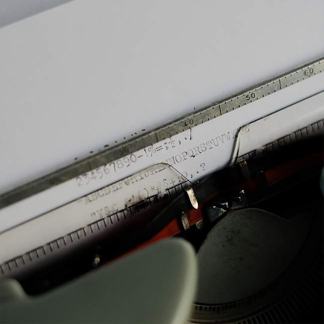 HERMES Media3 typewriter ink ribbon replaced