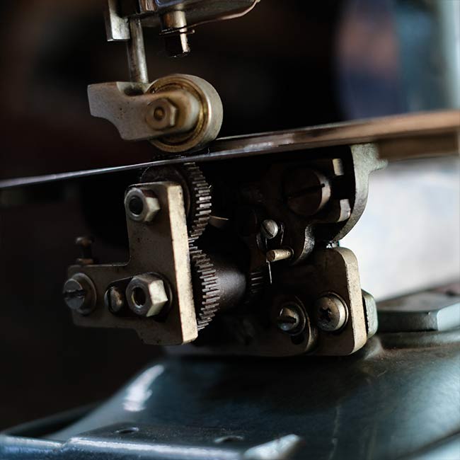 Iizuka Manufacturing LINKING MACHINE